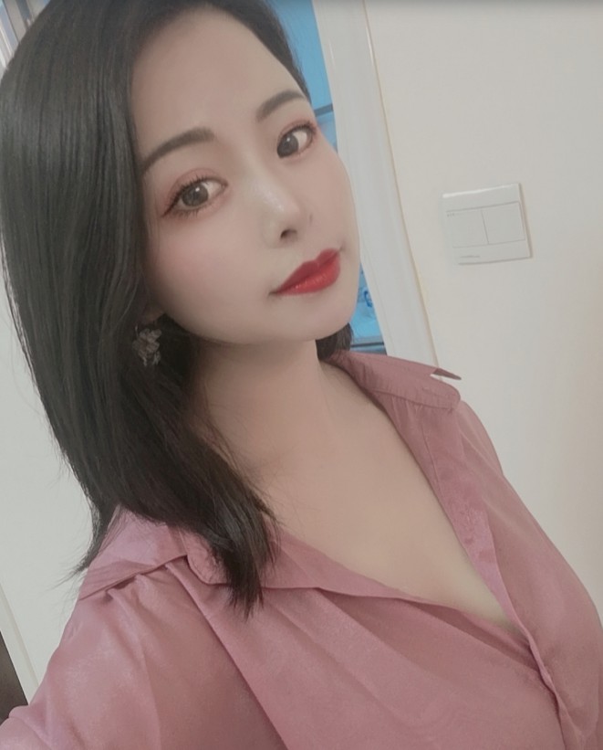 南稍门漂亮小姐姐